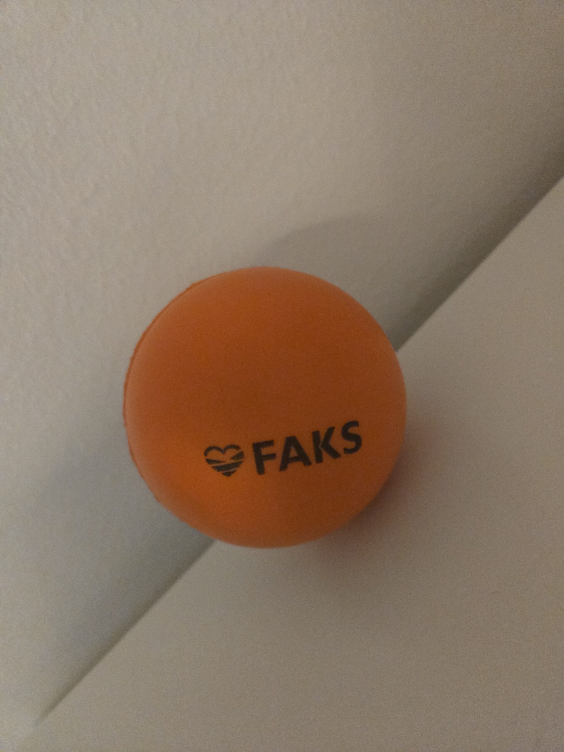 Anti-stress bold med FAKS logo (orange) - Billede 2