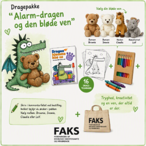 Illustration af den grønne Alarm-drage, bogen "Dragen hjemme hos os", 16 drage-tegninger til farvelægning, farveblyanter, farvekridt, et valgfrit tøjdyr og en FAKS-mulepose. Pakken kombinerer tryghed, kreativitet og støtte til børn i familier med kroniske smerter.